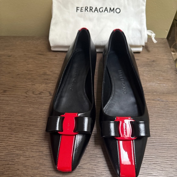 Shoes - Picture 1 of 5